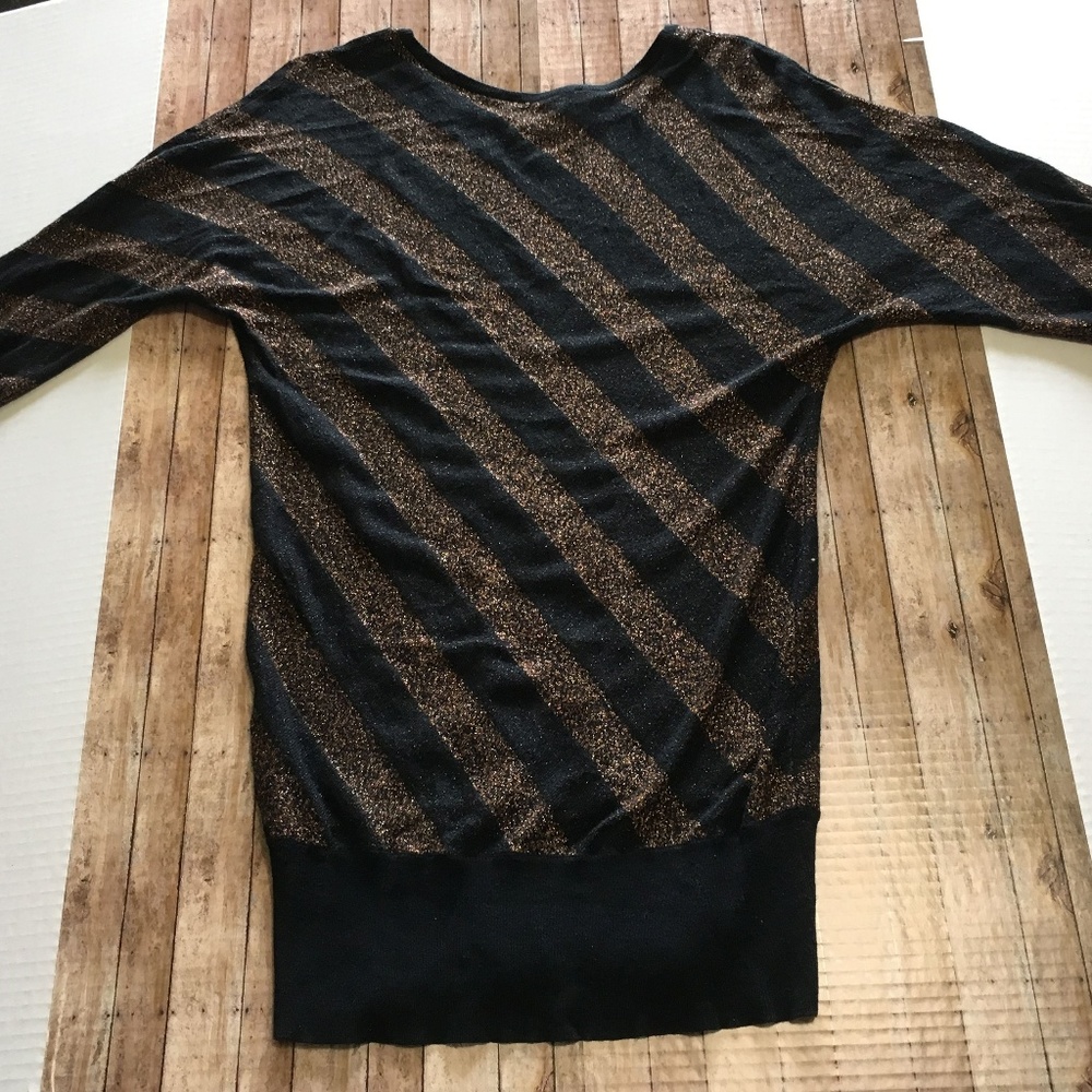 Rock & Republic black copper glitter top in small